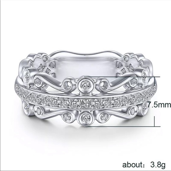 New Women’s 925 Silver Beautiful Sapphire Ring - Picture 2 of 4